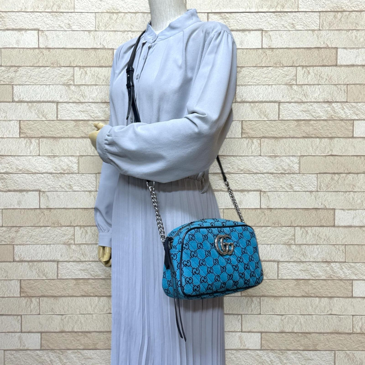 GUCCI グッチ キルティングチェーンショルダー GGマーモント 