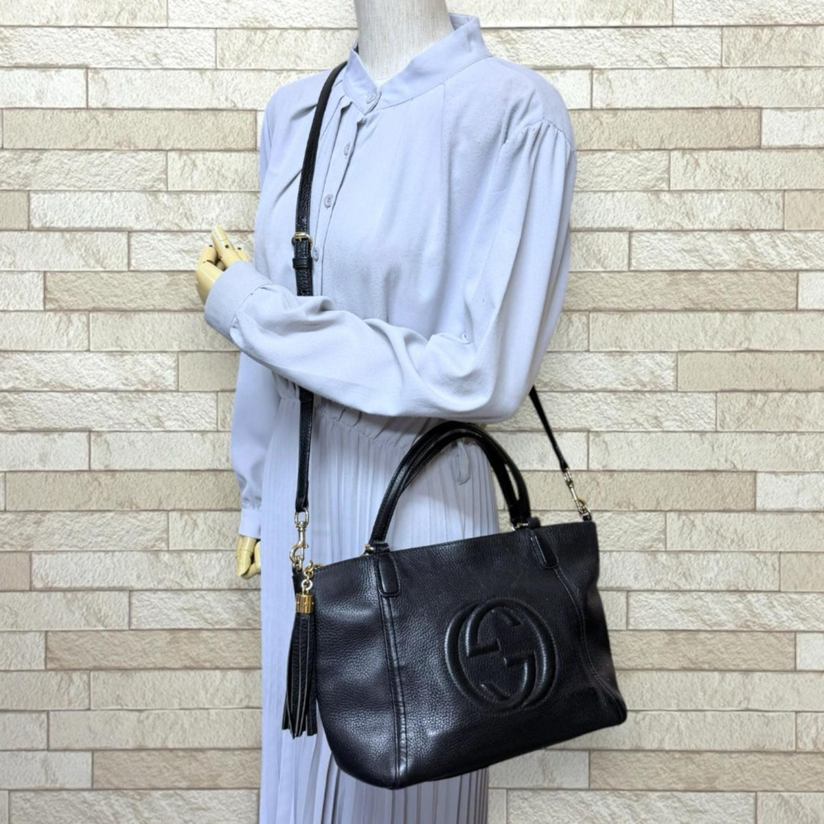 GUCCI グッチ ソーホー ショルダーバッグ レザー ブラック レディース
