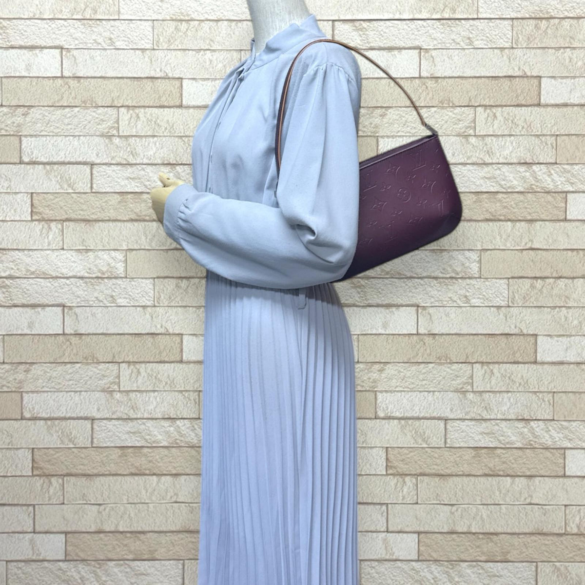 【美品】LOUIS VUITTON モノグラムマット ファウラー　パープル LOUIS VUITTON ルイヴィトン ファウラー モノグラムマット ショルダー