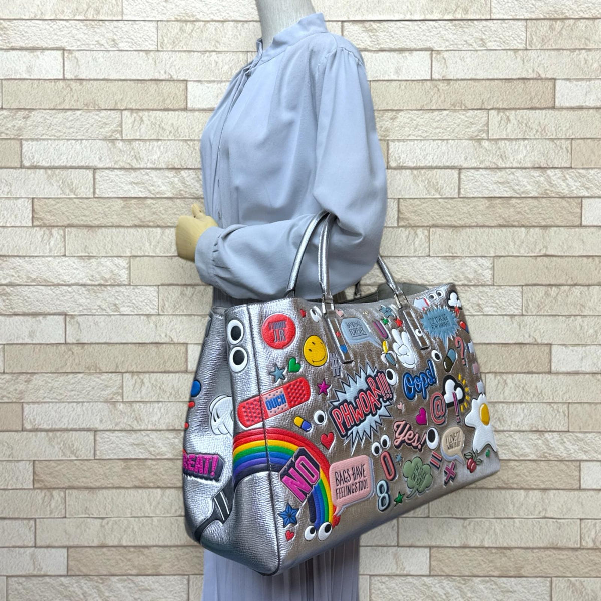 Anya Hindmarch アニヤ・ハインドマーチ MAXI オールオーバーウィンク