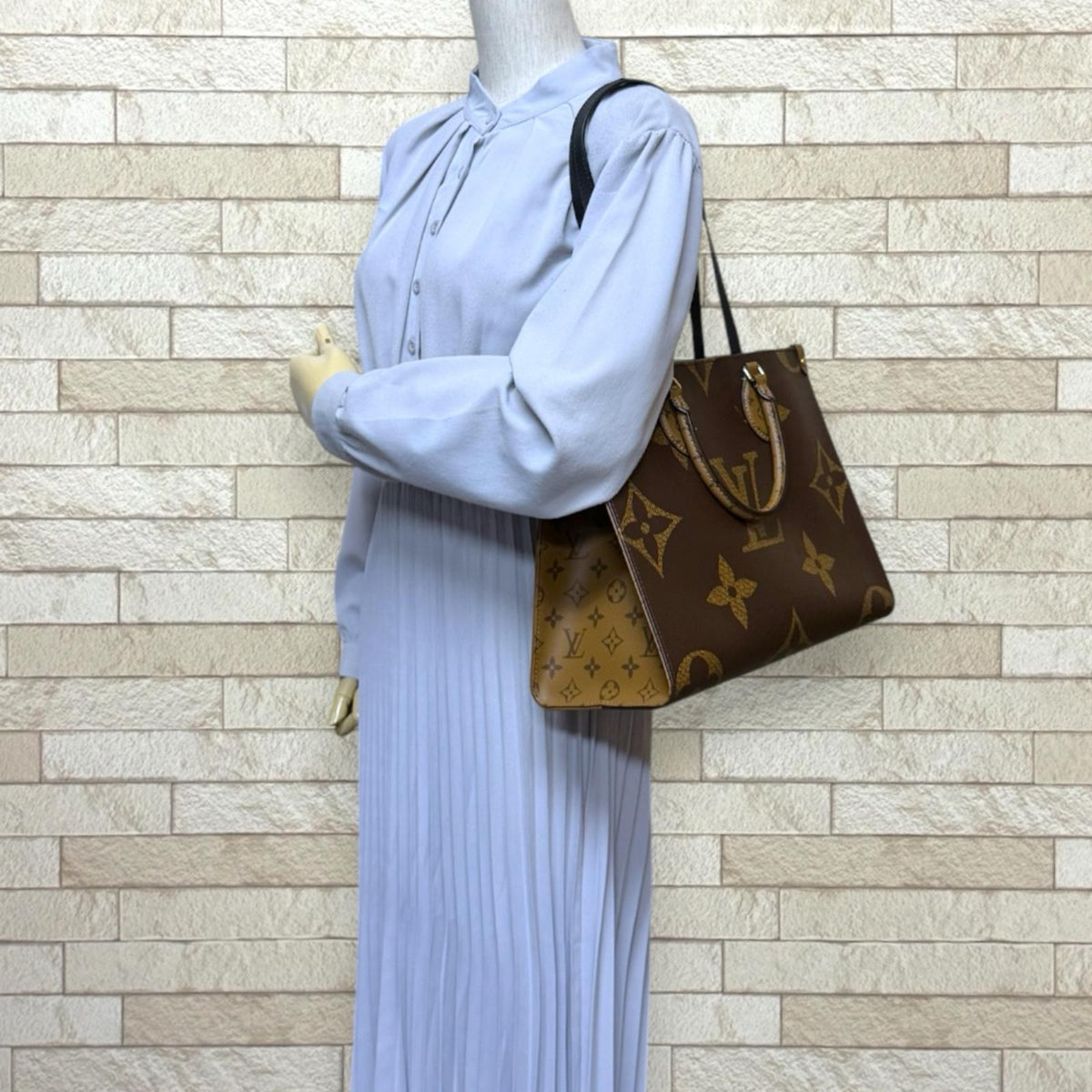 未使用 ルイヴィトン モノグラム オンザゴーMM ジャイアント トートバッグ LOUIS VUITTON ルイヴィトン オンザゴーMM モノグラムジャイアント