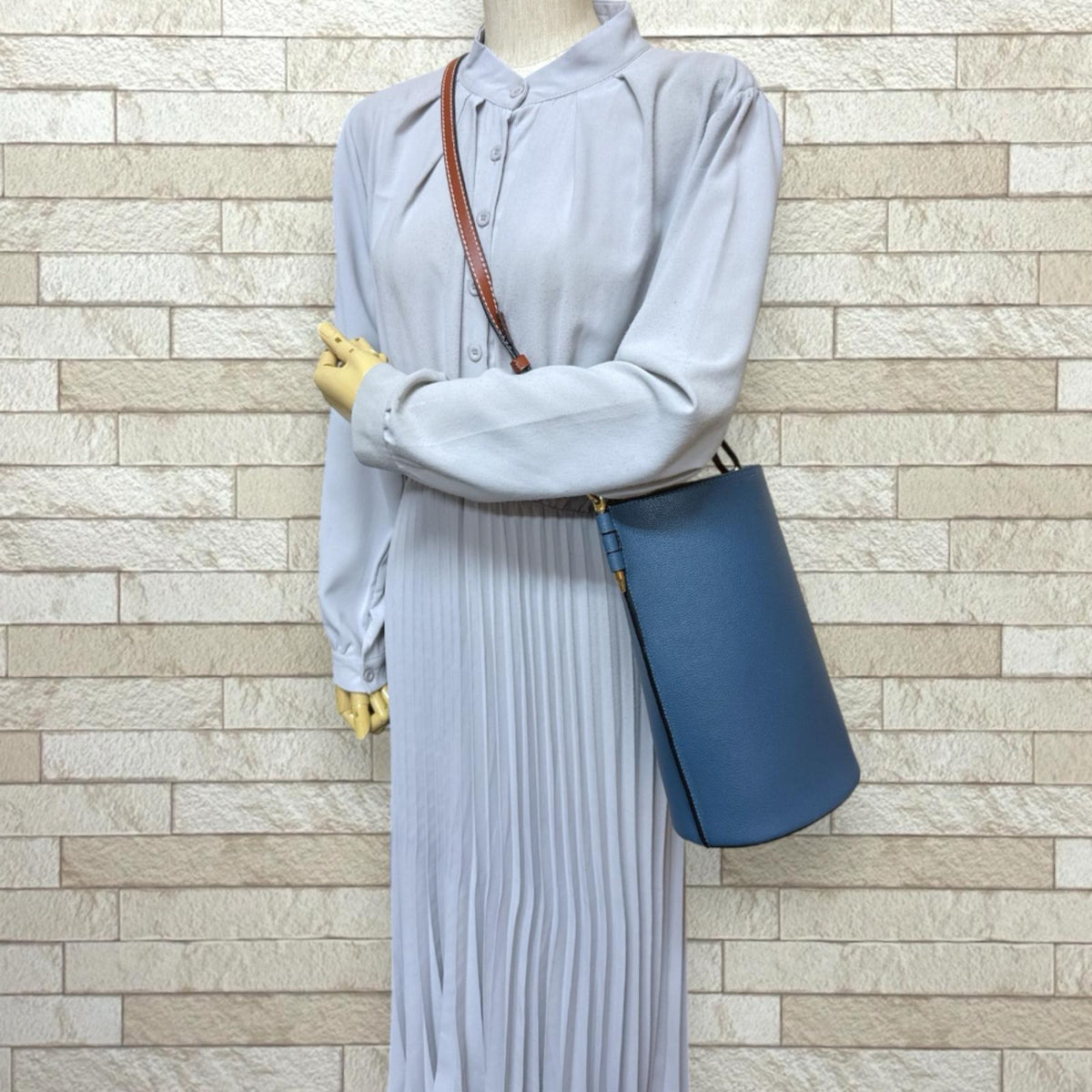 LOEWE ロエベ ゲート バケットバッグ ショルダーバッグ レザー 