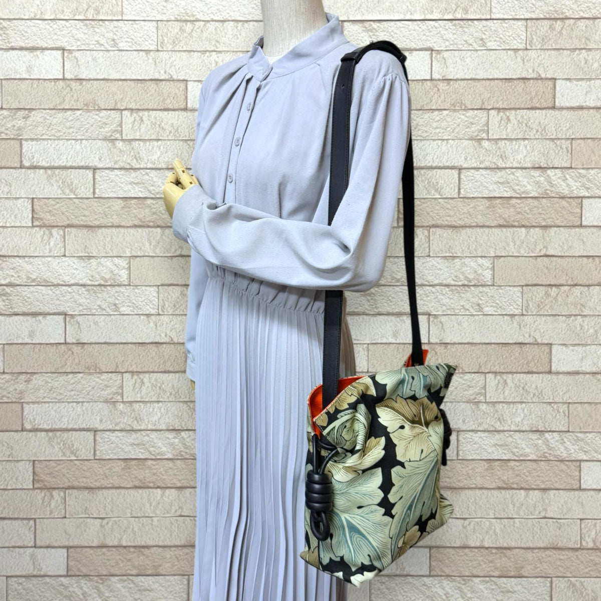 LOEWE ロエベ ウィリアム・モリス コラボ フラメンコ ノット