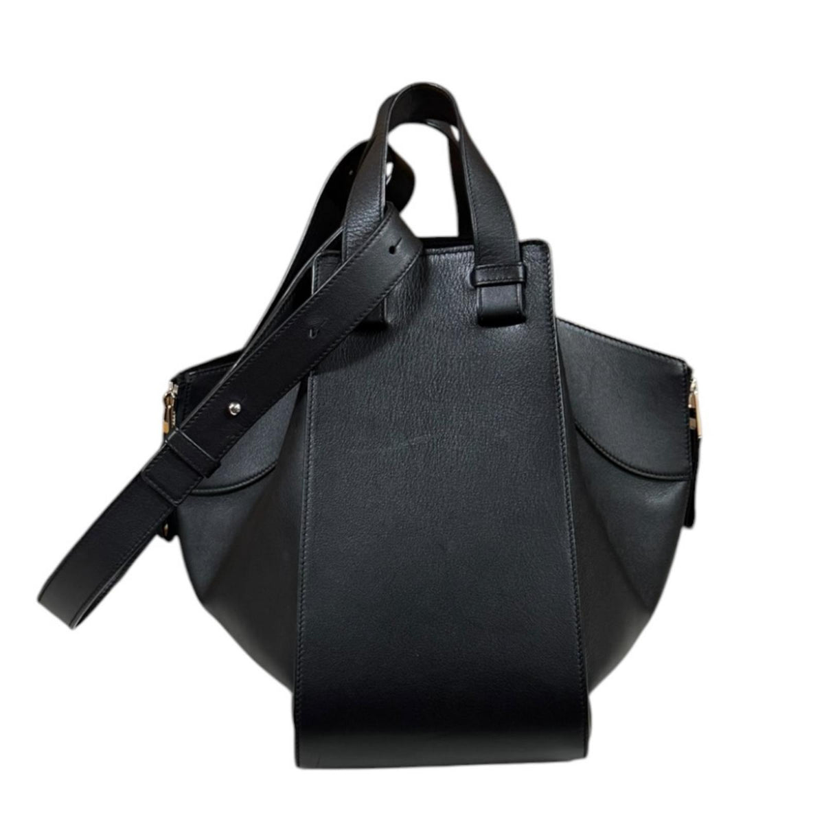 LOEWE ロエベ ハンモック ミディアム ショルダーバッグ レザー