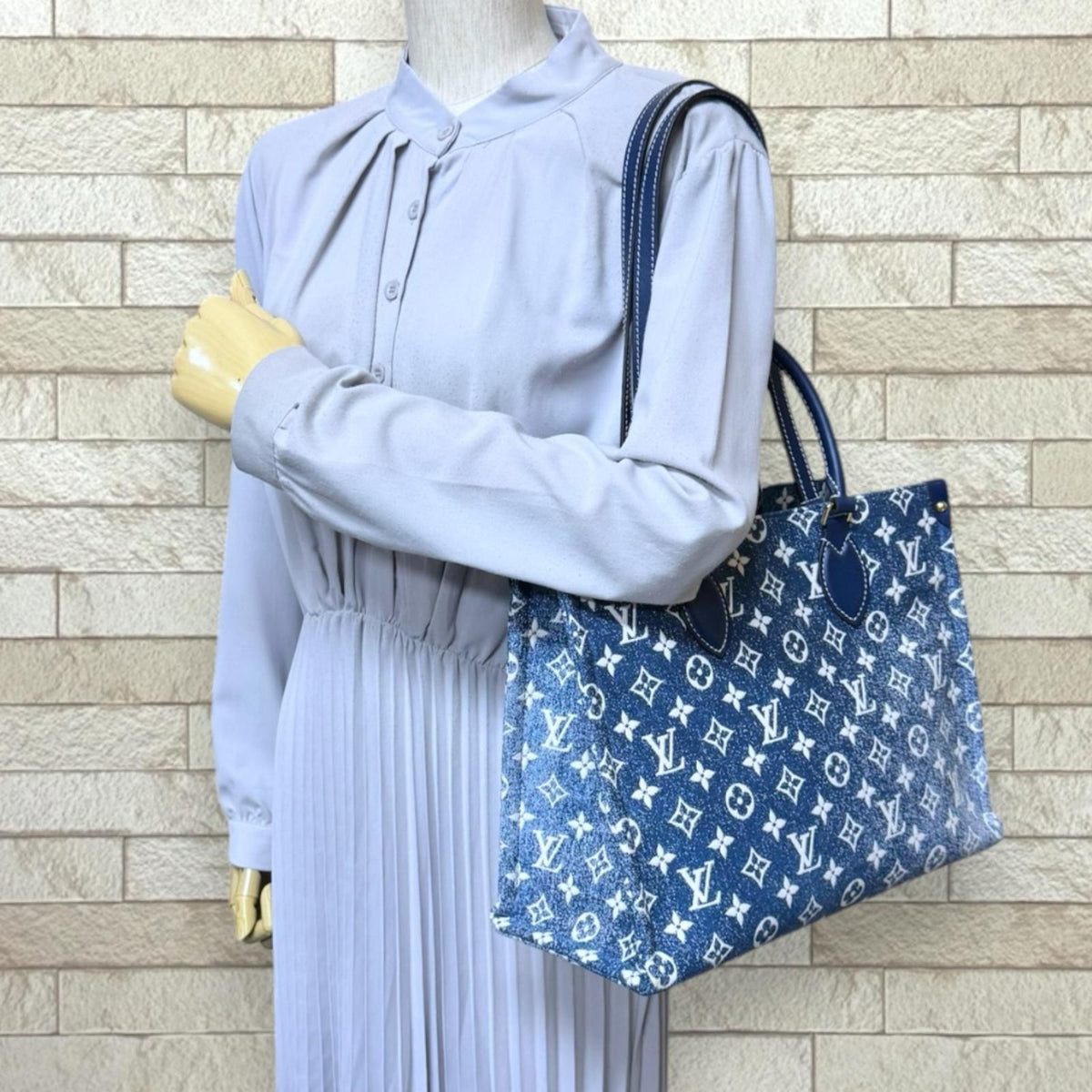 LOUIS VUITTON ルイヴィトン オンザゴーMM モノグラムジャガードデニム