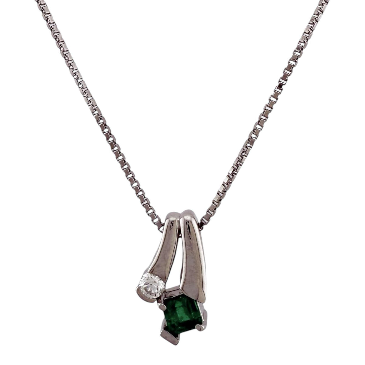 プラチナ850 エメラルドネックレス ネックレス Pt850プラチナ エメラルド レディース 中古 – 【公式