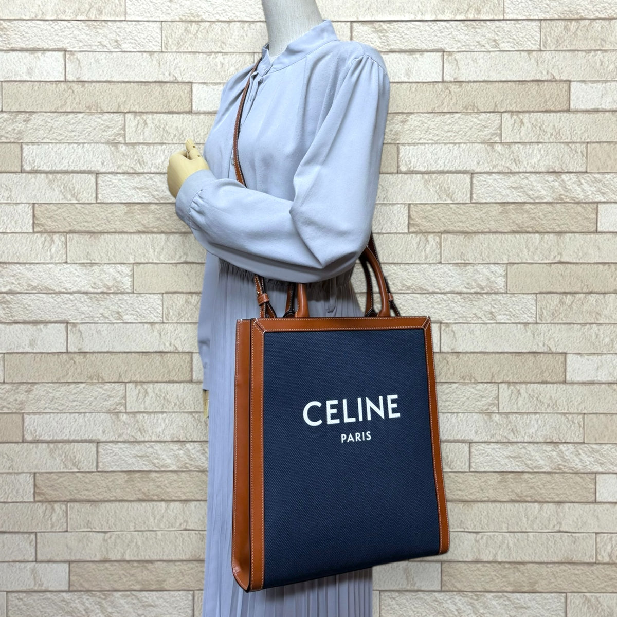 本日のみ価格 CELINE スモールカバ ショルダーバッグ 人気☆】セリーヌ ショルダーバッグ カバ スモール キュイル (CELINE