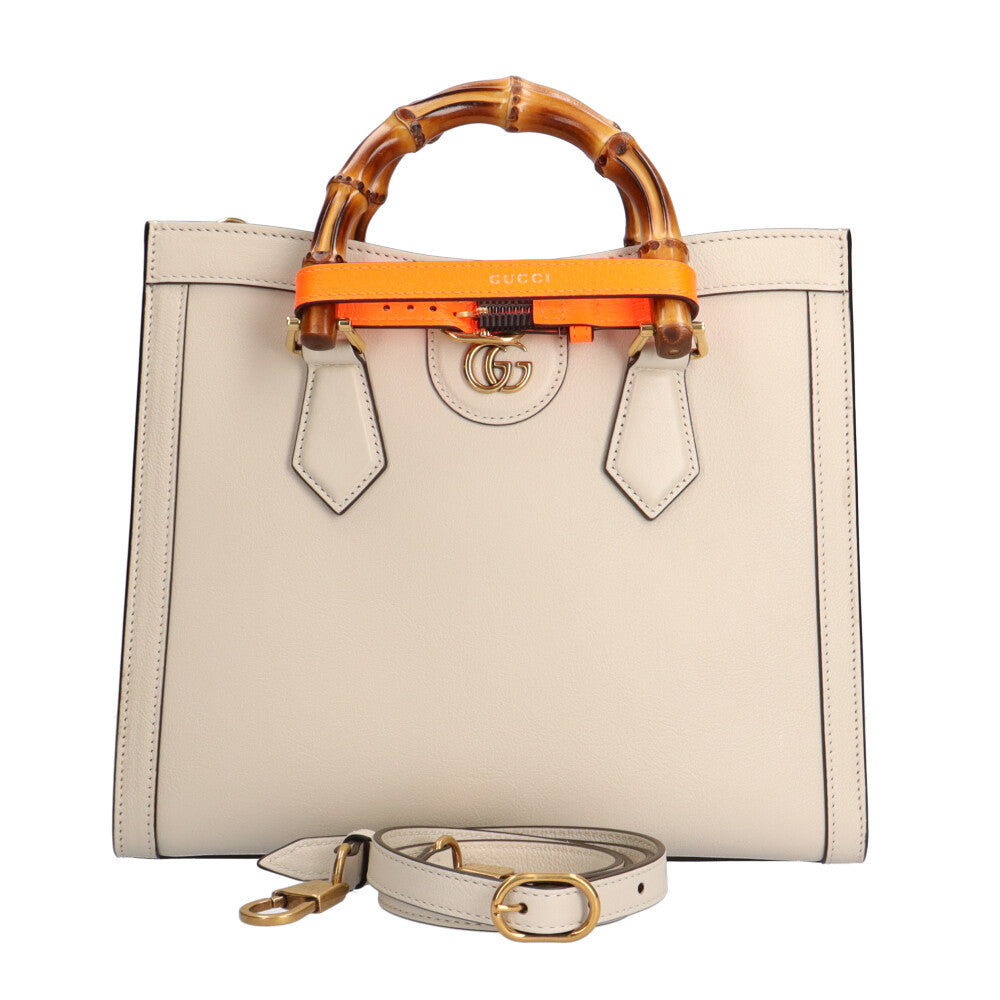 極美品　オールドグッチ　GUCCI レザー　ハンドバッグ　A4可能 ホワイト 極美品 オールドグッチ GUCCI レザー ハンドバッグ A4可能