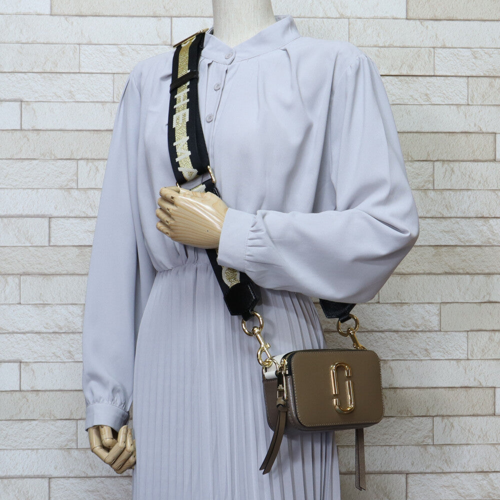 マークジェイコブス MARC JACOBS スナップショット ショルダーバッグ