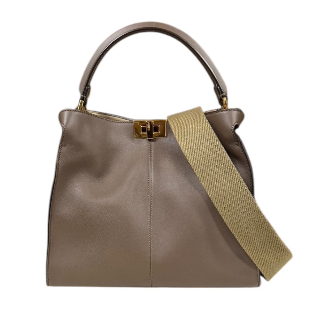 FENDI フェンディ ピーカブー エックスライト ショルダーバッグ レザー