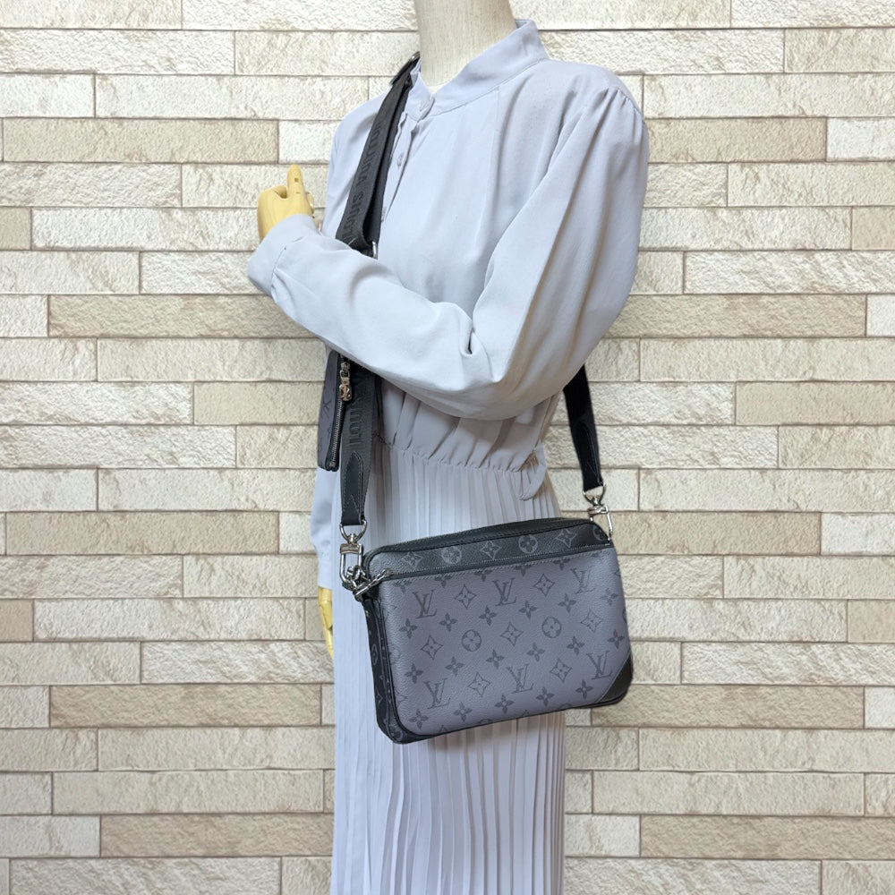 LOUIS VUITTON ルイヴィトン トリオメッセンジャー モノグラム