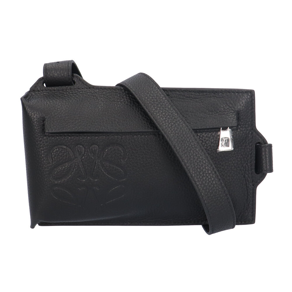 LOEWE ロエベ レザー ボディバッグ アナグラムパッチ ブラック スペイン製 LOEWE ロエベ バーティカルTポケット アナグラム ボディバッグ レザー
