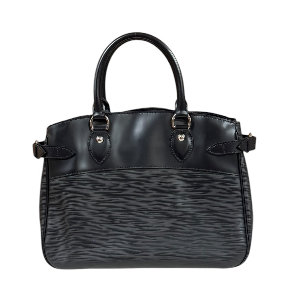 【美品】Louis Vuitton エピレザー ブラック LOUIS VUITTON ルイヴィトン パッシィPM エピ ハンドバッグ