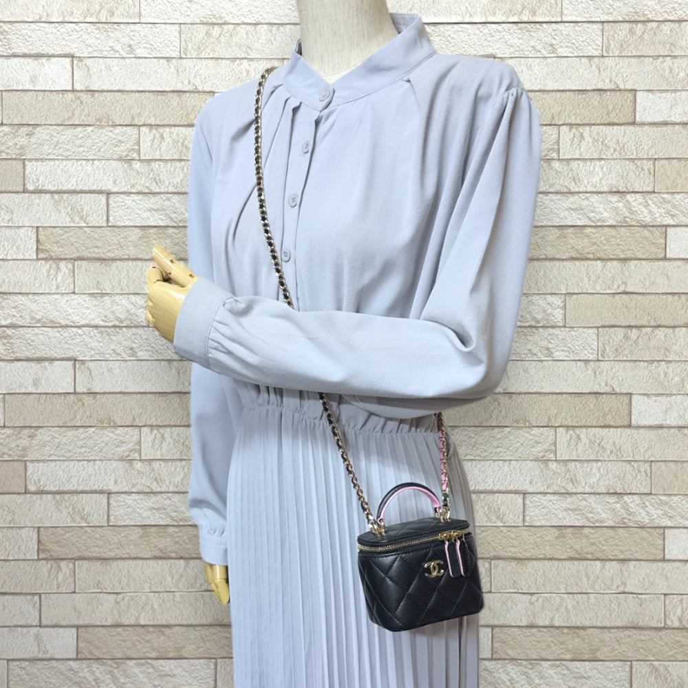 シャネル スモールバニティバッグ CHANEL シャネル スモールバニティケース マトラッセ ショルダー
