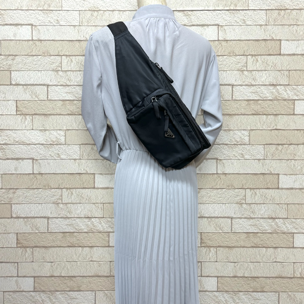 PRADA ボディバッグ ネイビー 楽天市場】プラダ PRADA（カラーブルー