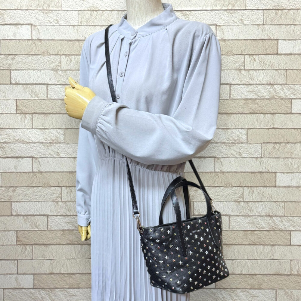 JIMMY CHOO / ジミーチュウ | MINIARA ミニサラ カラースタースタッズ バッグ | ブルー | レディース JIMMY CHOO ジミーチュウ スタースタッズ ミニサラ ショルダーバッグ