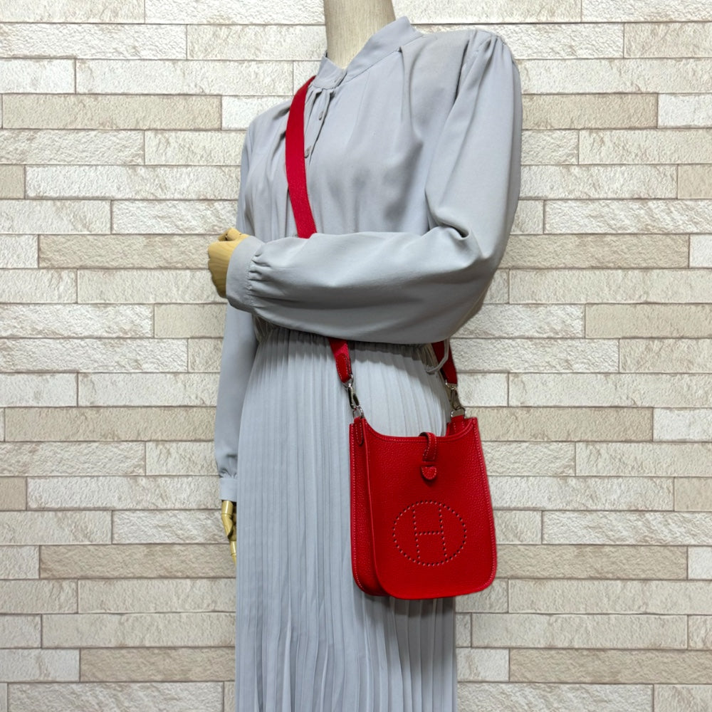 HERMES エヴリン ショルダーバッグ レッド HERMES エルメス エブリンTPM ショルダーバッグ トゴ レッド