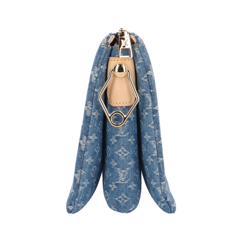 【LOUIS VUITTON】ルイ・ヴィトン クッサンPM モノグラム・エンボス×ラムレザー ブルーグラシエール 水色 レディース ショルダーバッグ LOUIS VUITTON（ルイ・ヴィトン） クッサンPM ショルダーバッグ バッグ