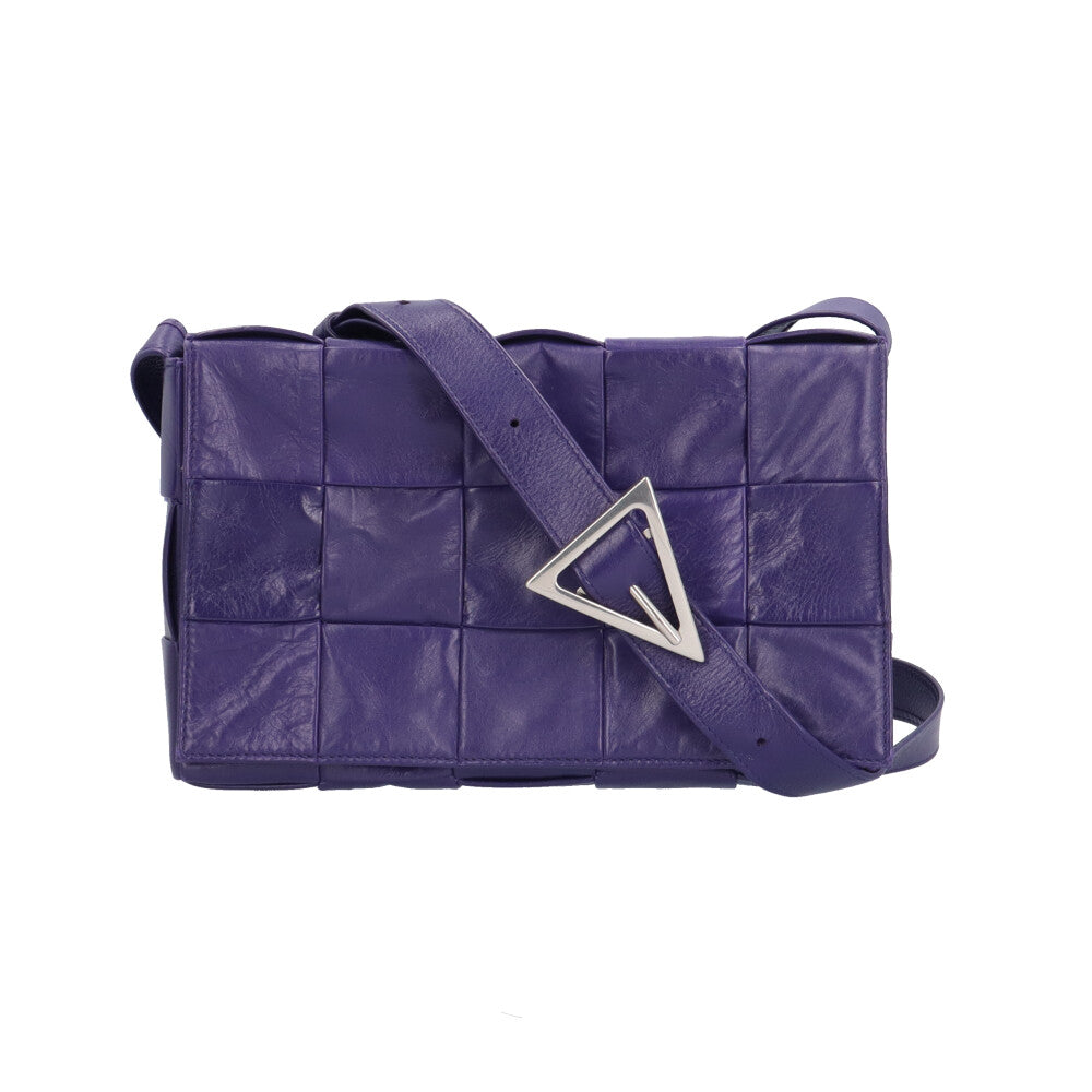 BOTTEGAVENETA Bottega Veneta Cassette Maxi in the Lechart Shoulder