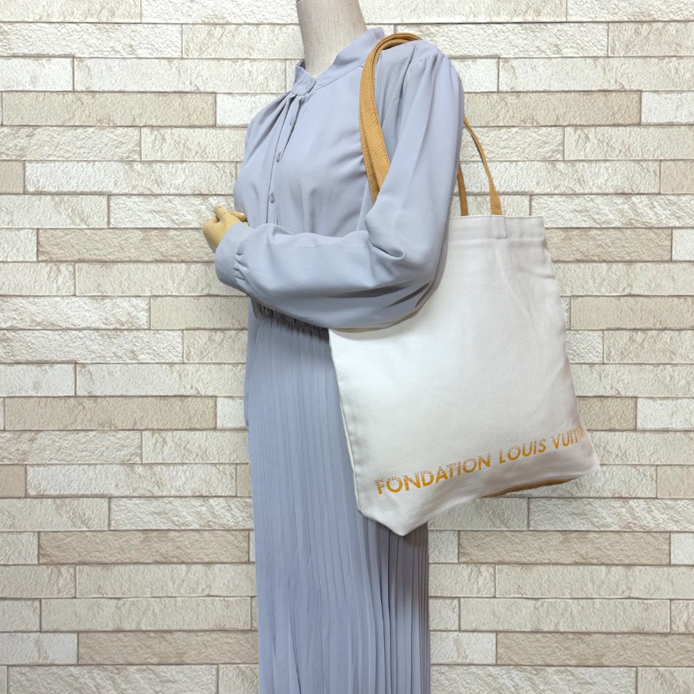 LOUIS VUITTON ルイヴィトン フォンダシオン美術館パリ限定 トート