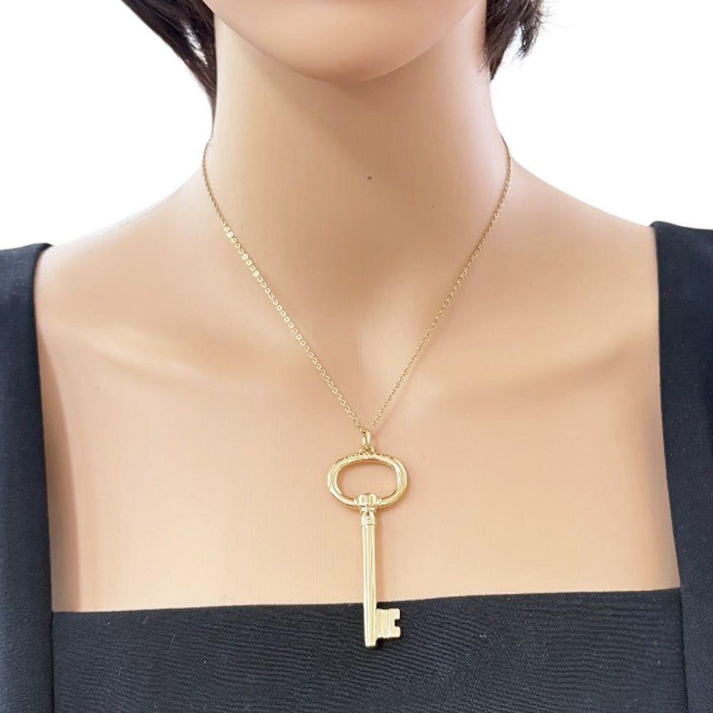 TIFFANY&Co. ティファニー オーバルキー ペンダントトップ 18金 K18