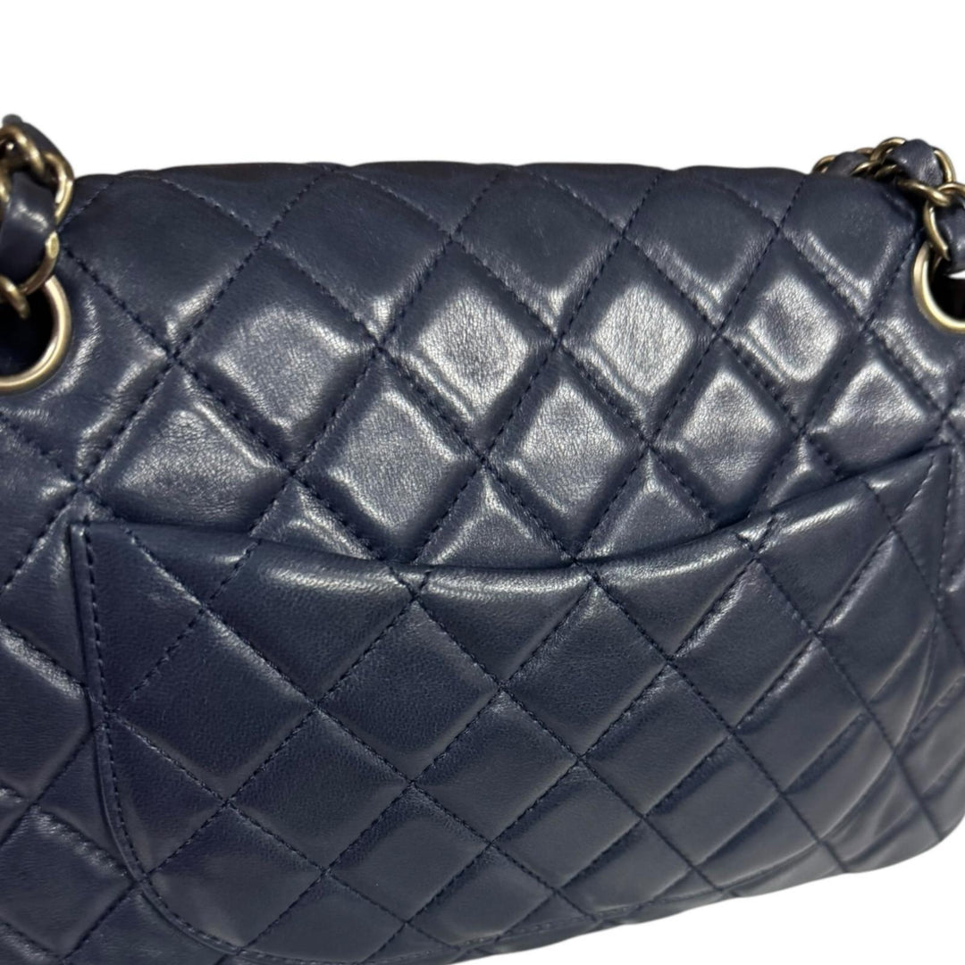 【超美品】　シャネル　マトラッセ　ショルダーバッグ　ラムスキン　ネイビー 紺 CHANEL シャネル マトラッセ ショルダーバッグ ラムスキン ネイビー