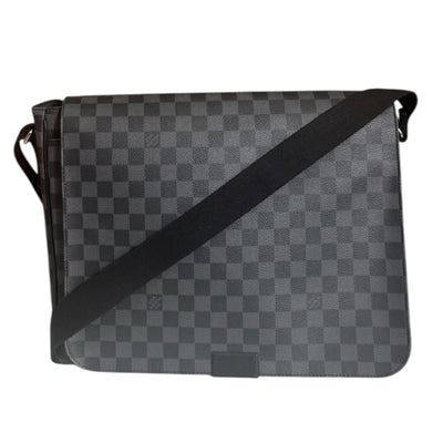 【極美品】ルイヴィトン ディストリクトMM ダミエグラフィット ショルダーバッグ LOUIS VUITTON ルイヴィトン ディストリクトMM ダミエグラフィット