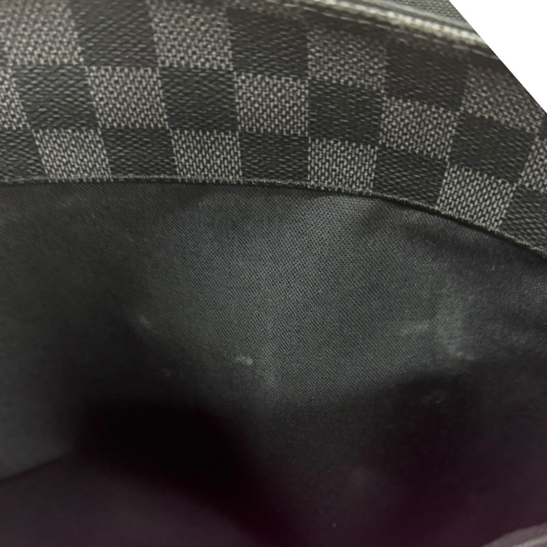 LOUIS VUITTON ルイヴィトン ディストリクトMM ダミエグラフィット