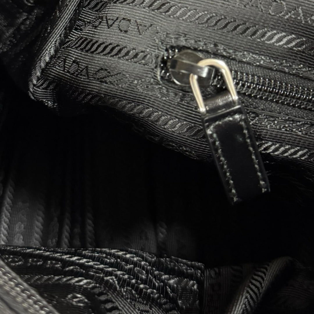 PRADA プラダ ショルダーバッグ ナイロン ブラック ユニセックス 中古