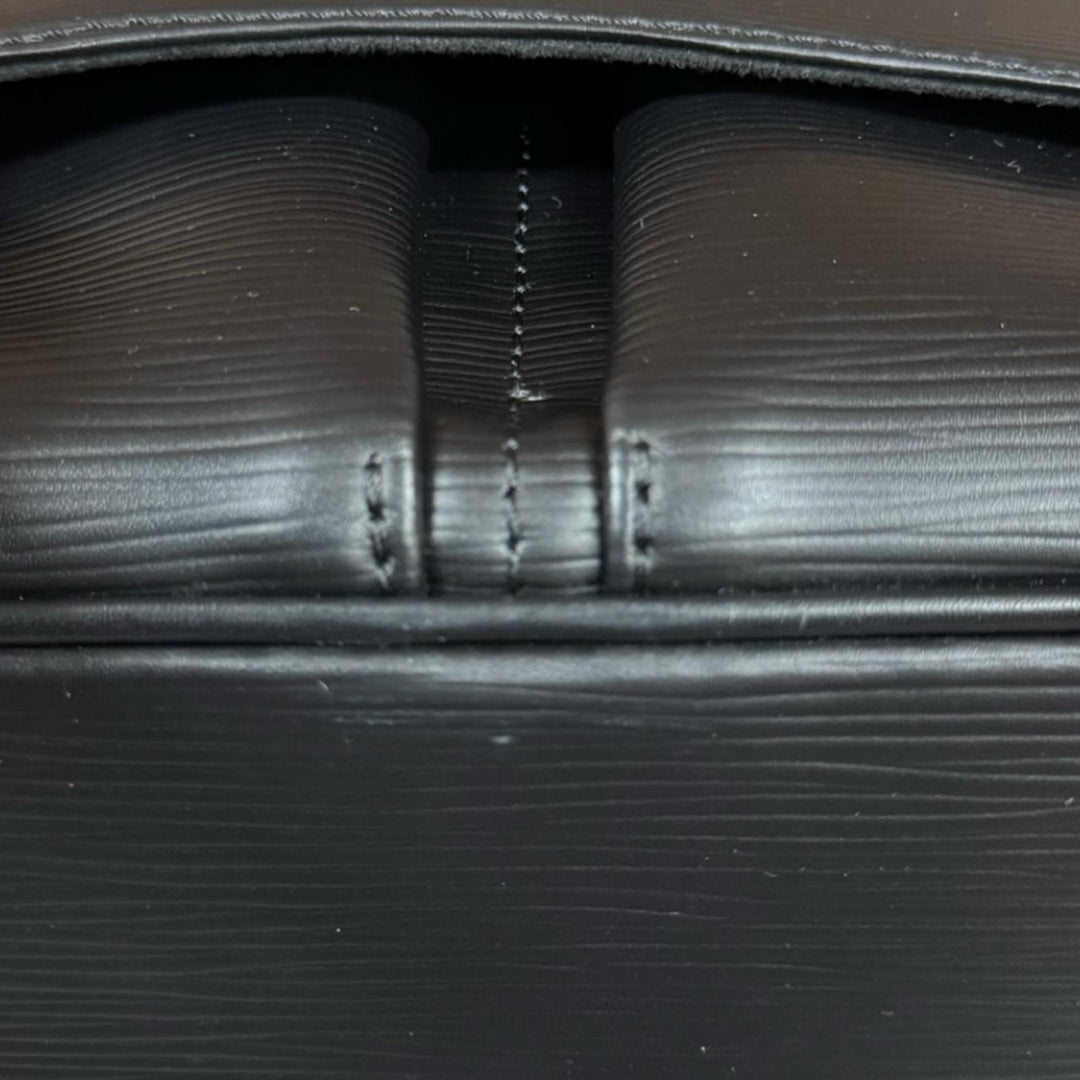 LOUIS VUITTON ルイヴィトン クリストファー メッセンジャー エピ