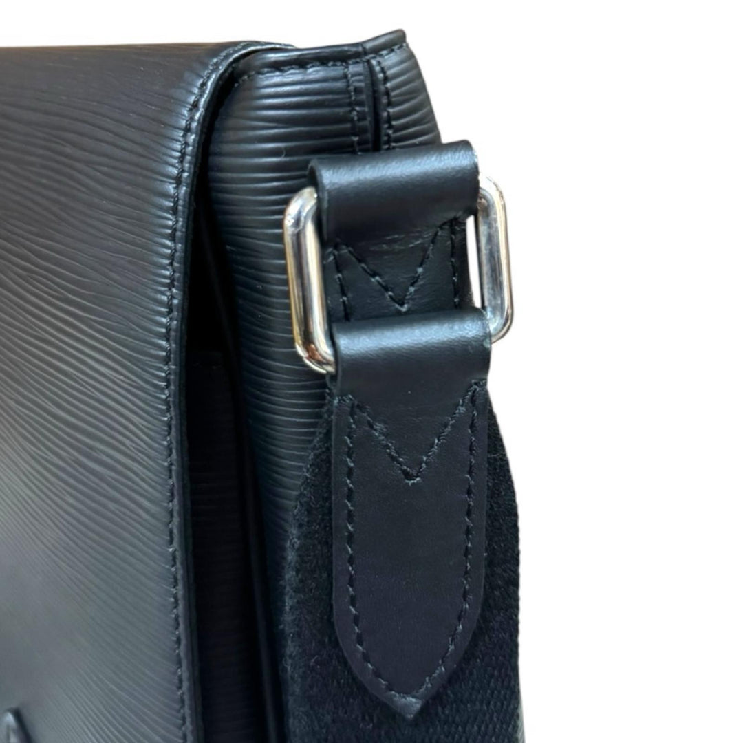 LOUIS VUITTON ルイヴィトン クリストファー メッセンジャー エピ
