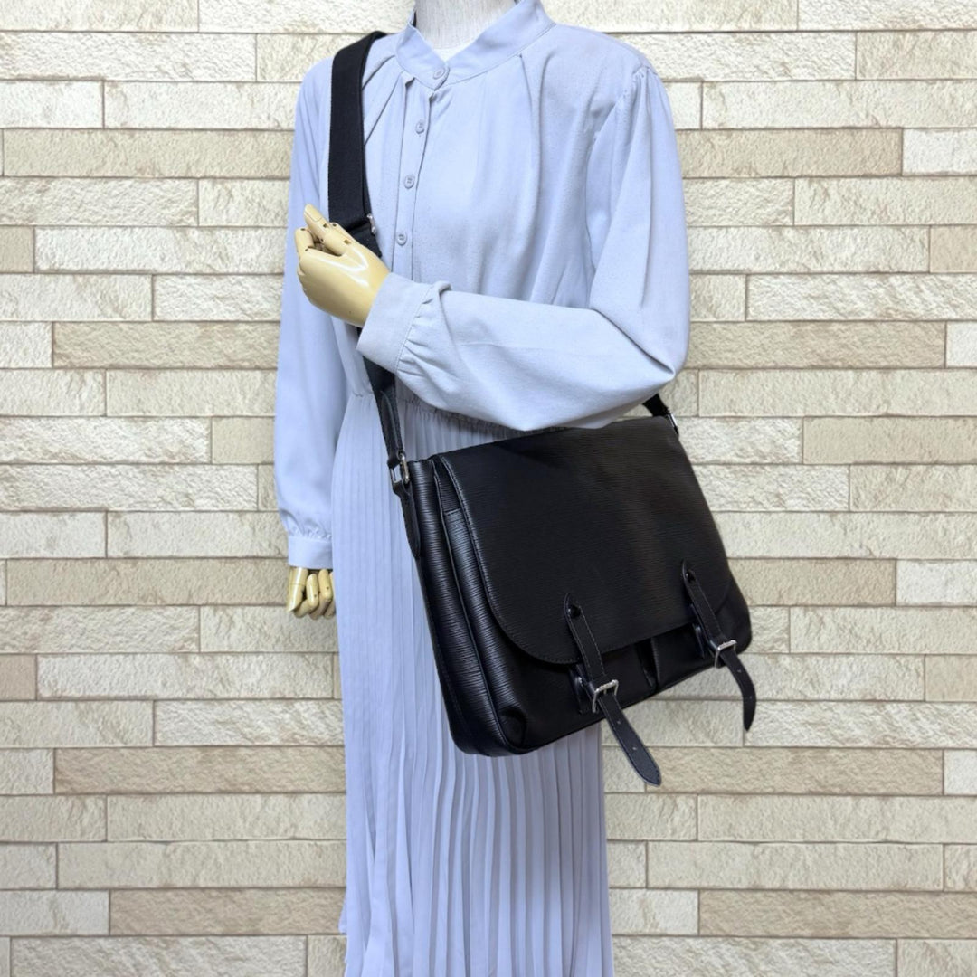 ルイヴィトン クリストファー メッセンジャー エピ レザー/BLK/M50863 LOUIS VUITTON ルイヴィトン クリストファー メッセンジャー エピ