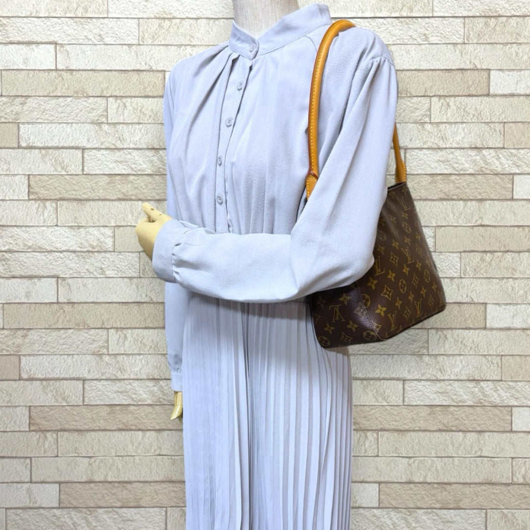LOUIS VUITTON ルイヴィトン ルーピング ルーピングMM モノグラム