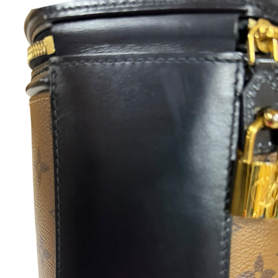 LOUIS VUITTON ルイヴィトン カンヌ モノグラムリバース ショルダー