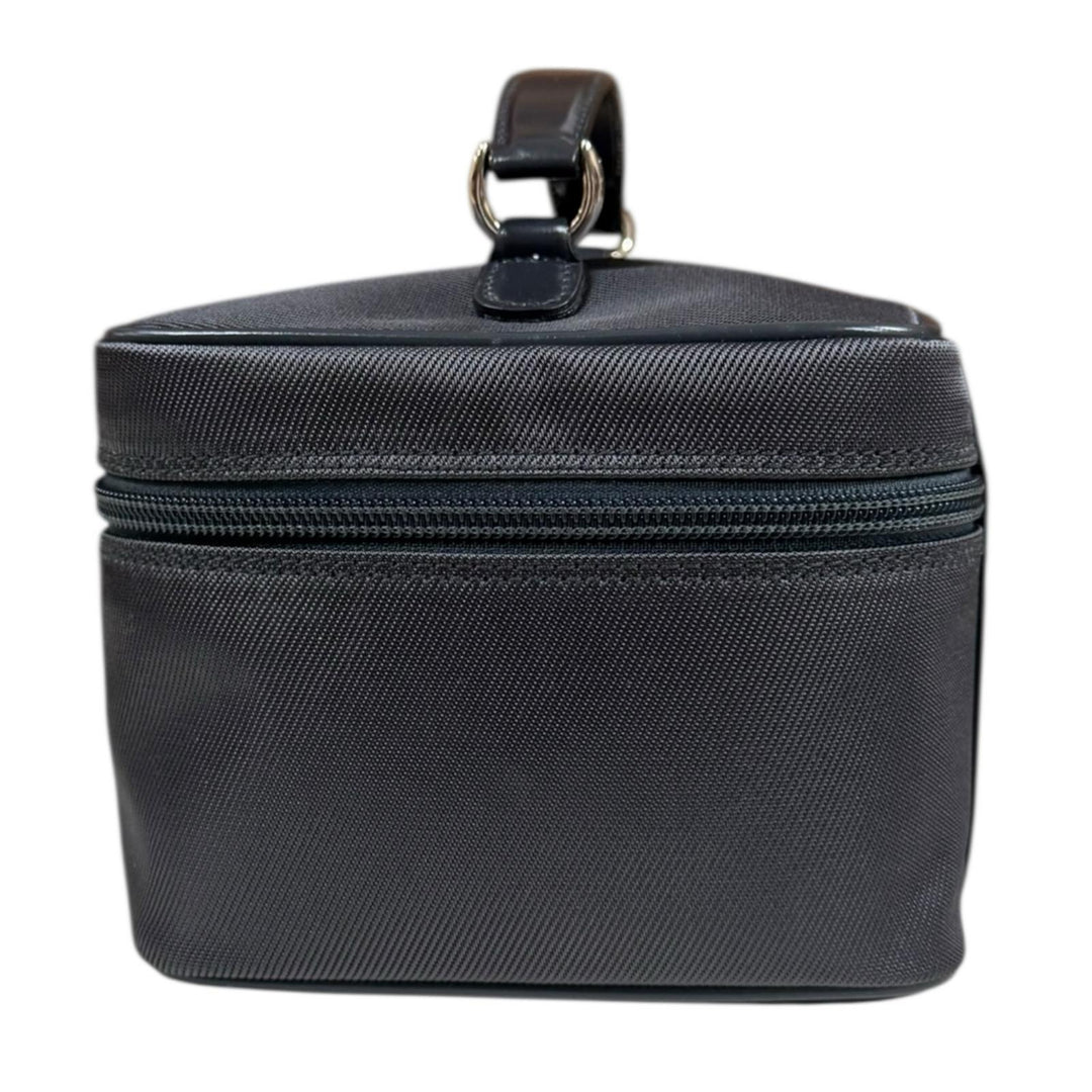 【美品】GUCCI バンブー バニティバッグ ポーチブラック ナイロン グッチ GUCCI グッチ バニティバッグ バンブー ハンドバッグ ナイロン