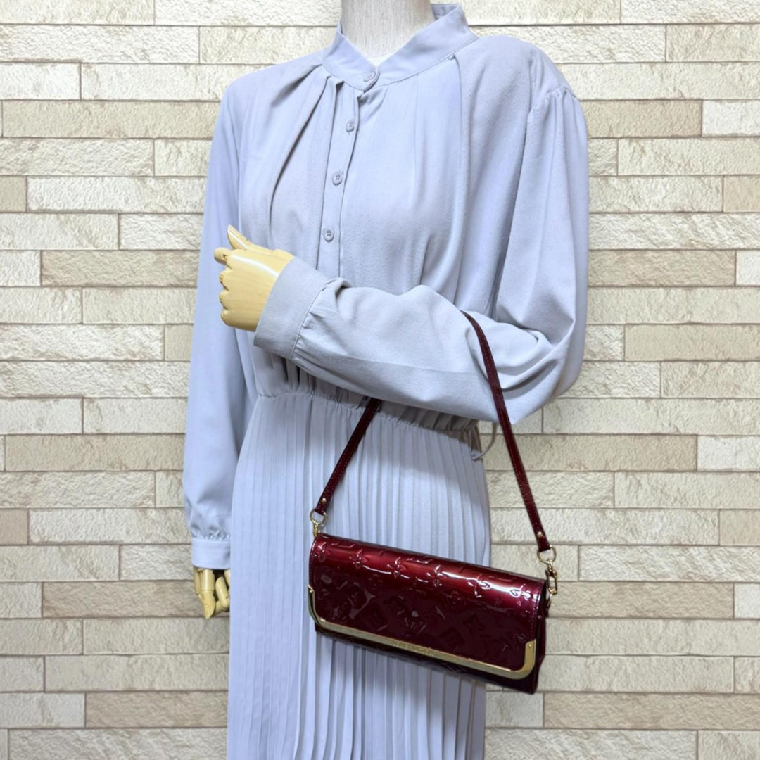 LOUIS VUITTON ルイヴィトン ロスモアMM LV ヴェルニ ショルダーバッグ