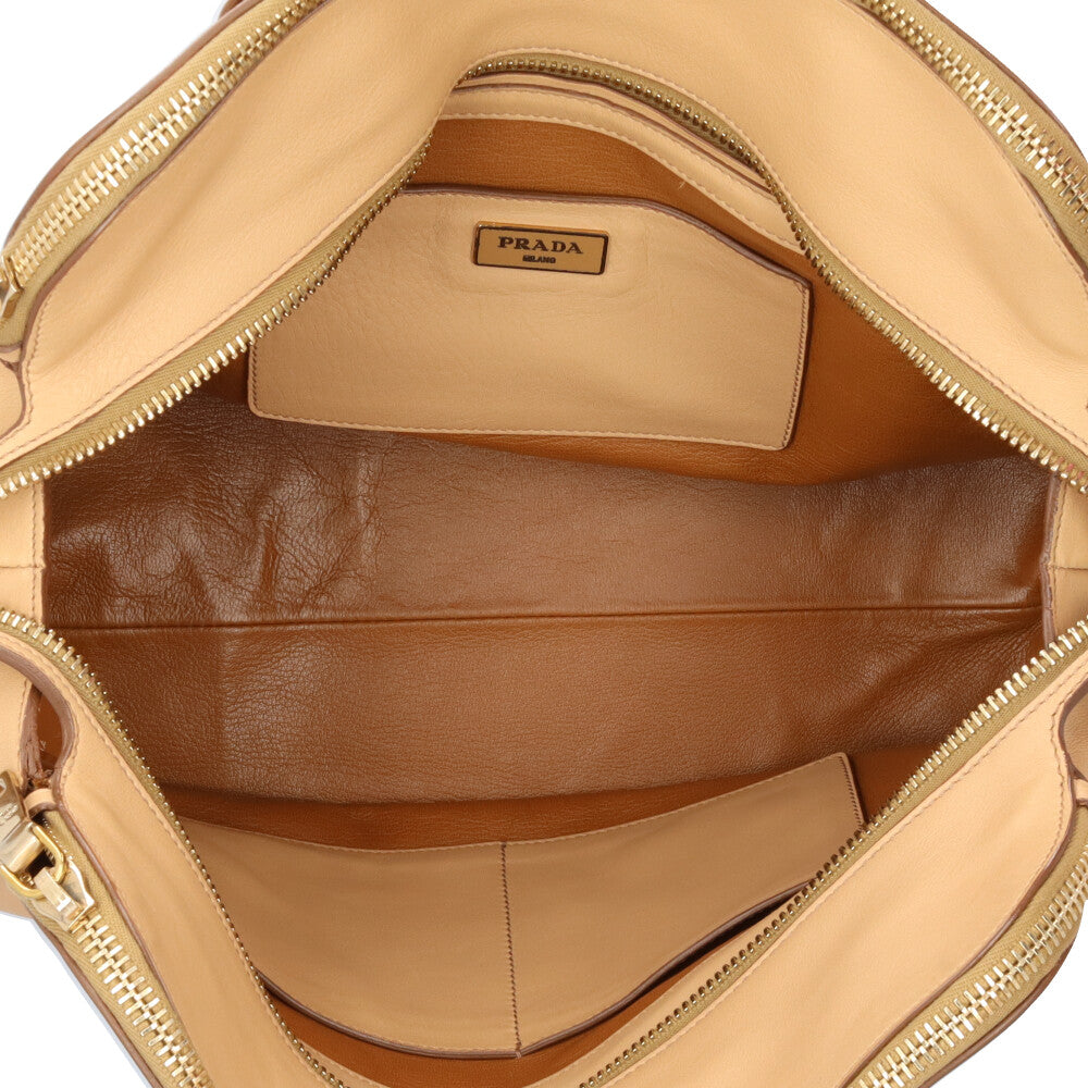 PRADA ハンドバッグ レザー ベージュ ゴールド金具 PRADA プラダ ハンドバッグ レザー ベージュ レディース 中古 – 【公式