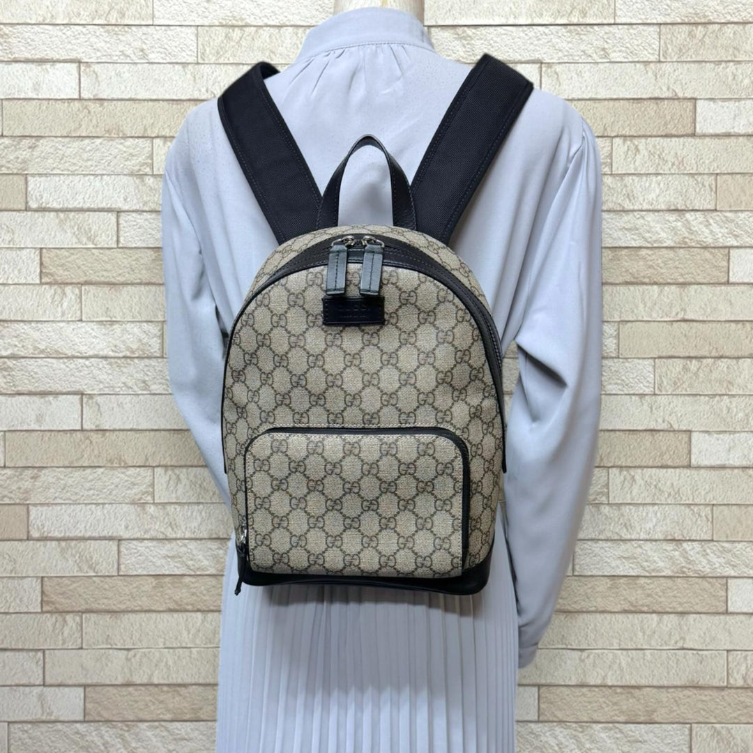 GUCCI グッチ スモール バックパック GGスプリーム リュック