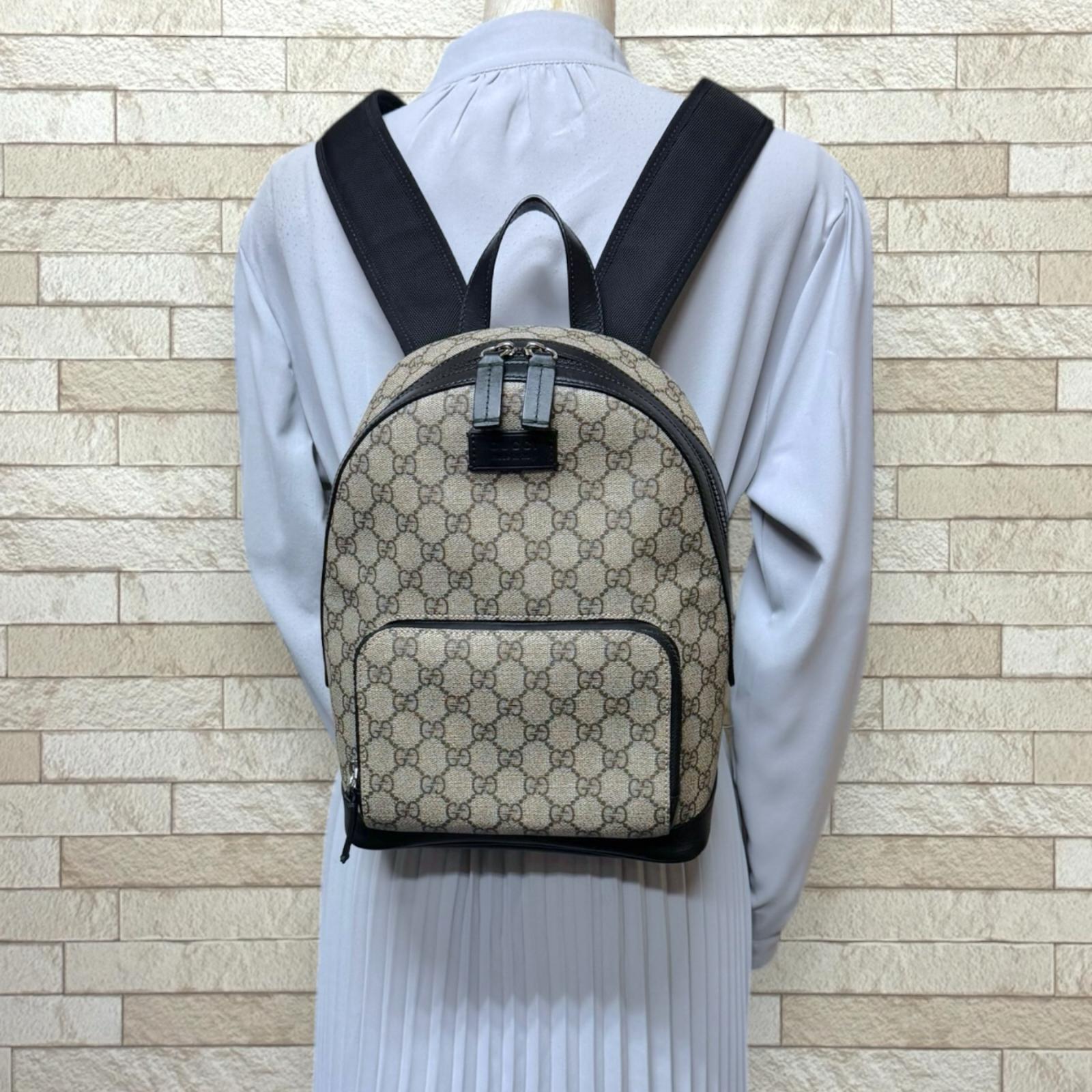 【新品未使用】グッチ GUCCI GG キャンバス スモール リュックサック GG （美品）グッチ GUCCI バッグパック リュック GGスプリーム