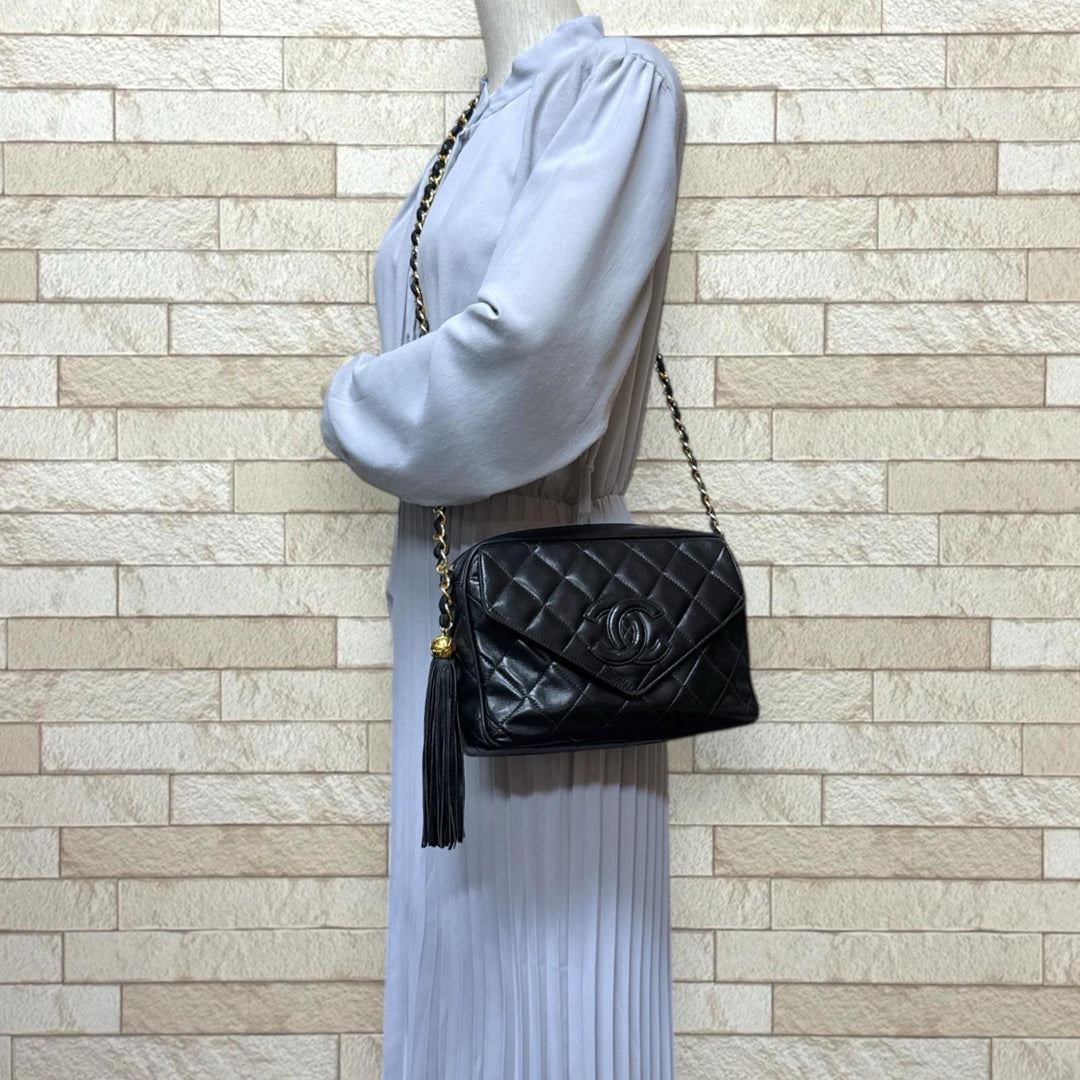 CHANEL シャネル フリンジ マトラッセ ショルダーバッグ ラムスキン