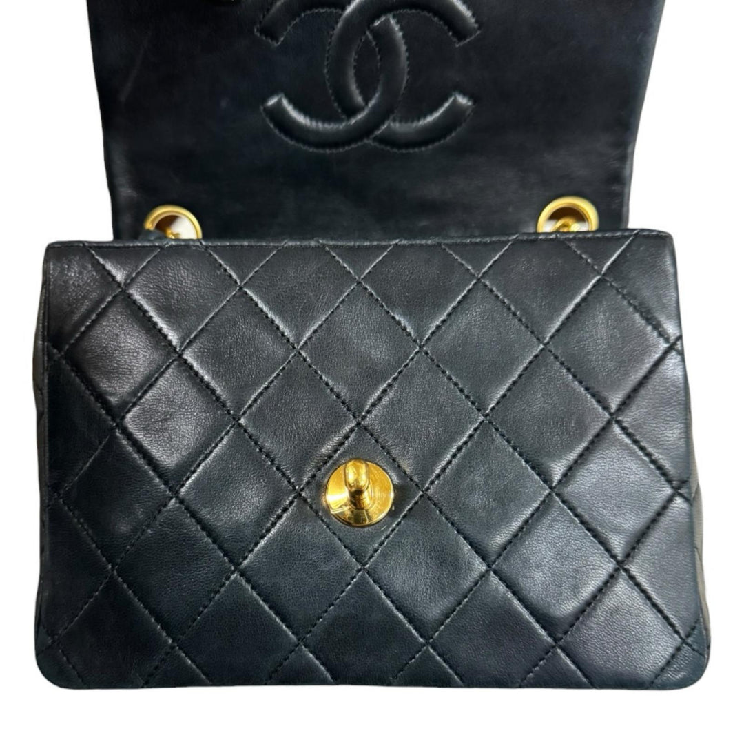 CHANEL シャネル ミニマトラッセ ショルダーバッグ ラムスキン CHANEL シャネル ミニマトラッセ ショルダーバッグ ラムスキン