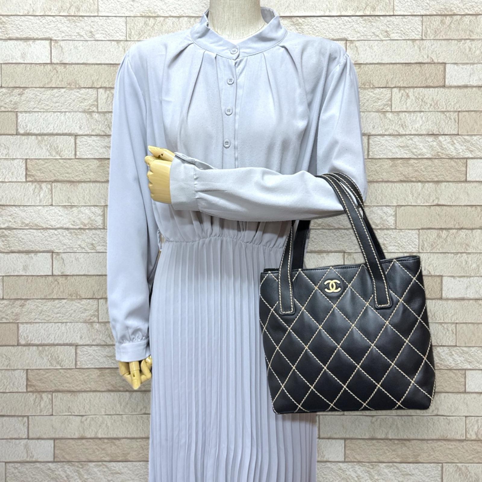 専用　CHANEL シャネル　ワイルドステッチ　ハンドバッグ　レザー　黒 CHANEL シャネル ワイルドステッチハンドバッグ トートバッグ