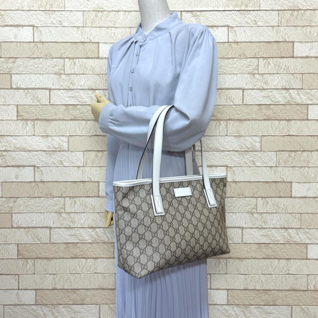 y*a様 Gucci GGスプリーム トートバッグ ベージュ GUCCI グッチ GGスプリーム トートバッグ GGスプリームキャンバス