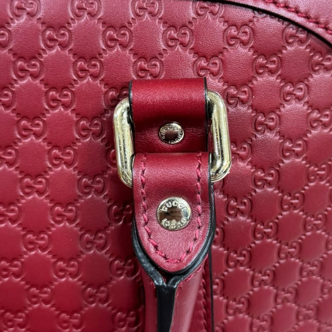 GUCCI マイクログッチシマ ショルダーバッグ　赤【即購入可能】 GUCCI グッチ マイクログッチシマ ショルダーバッグ レザー レッド