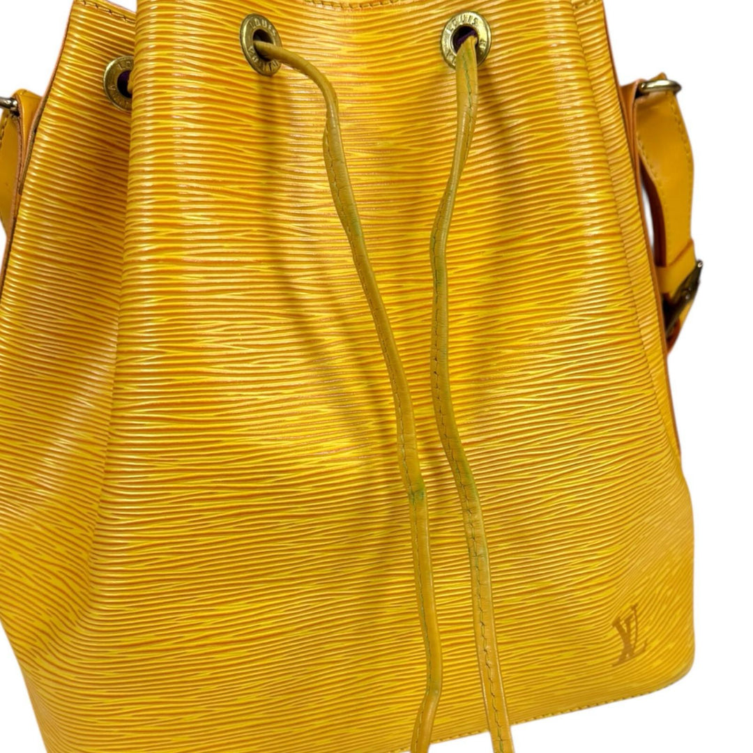 LOUIS VUITTON ルイヴィトン プチノエ エピ ショルダーバッグ