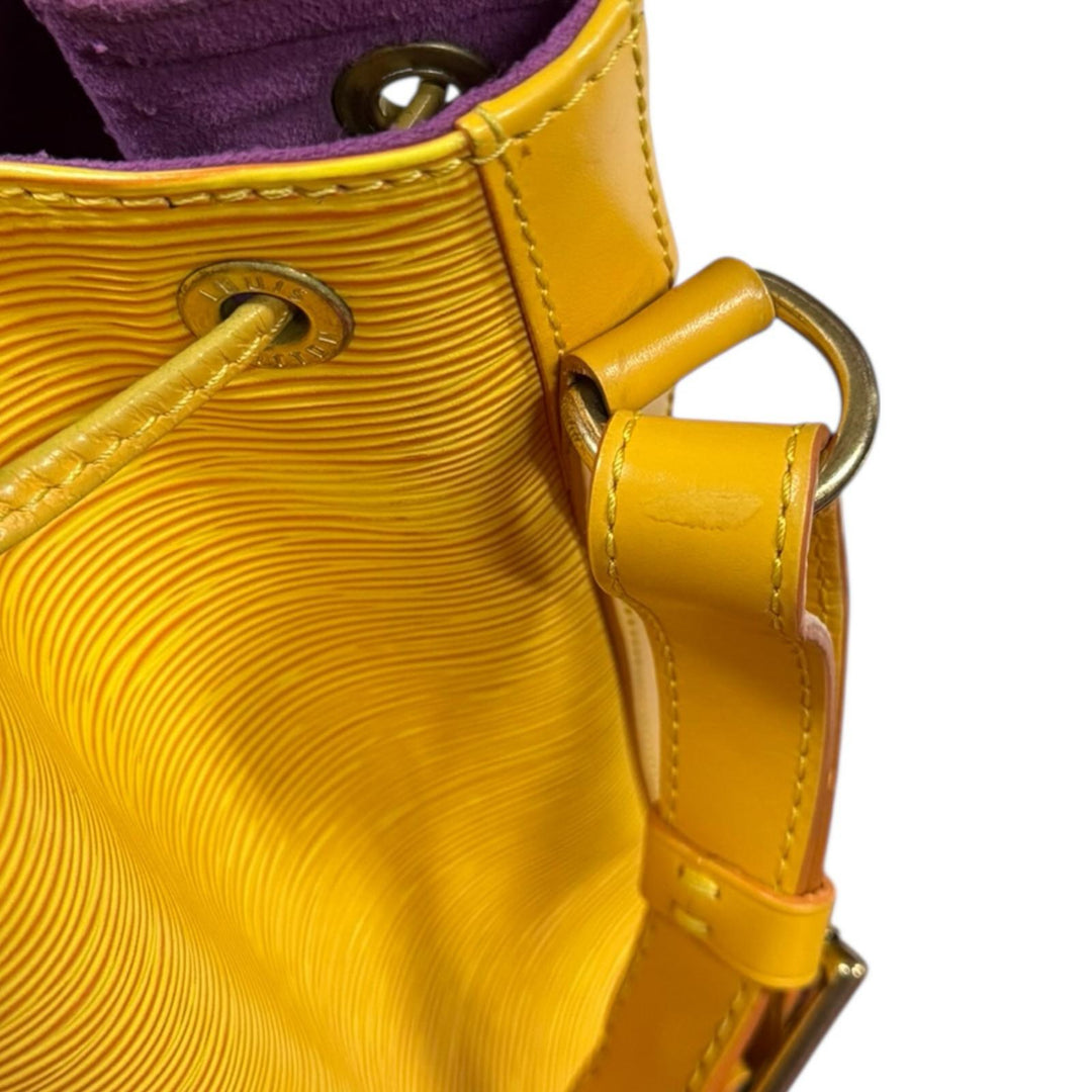 LOUIS VUITTON ルイヴィトン プチノエ エピ ショルダーバッグ
