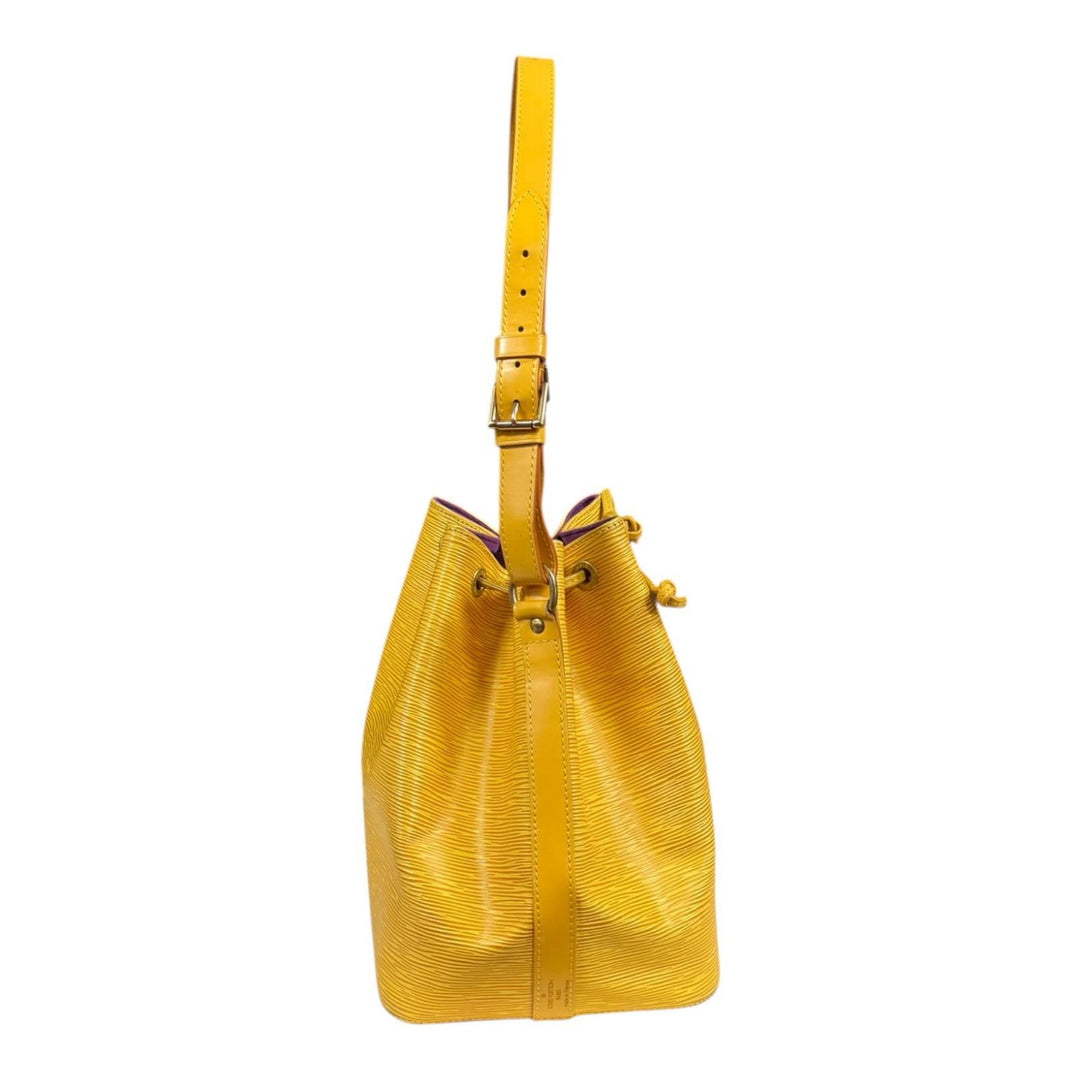 LOUIS VUITTON ルイヴィトン プチノエ エピ ショルダーバッグ