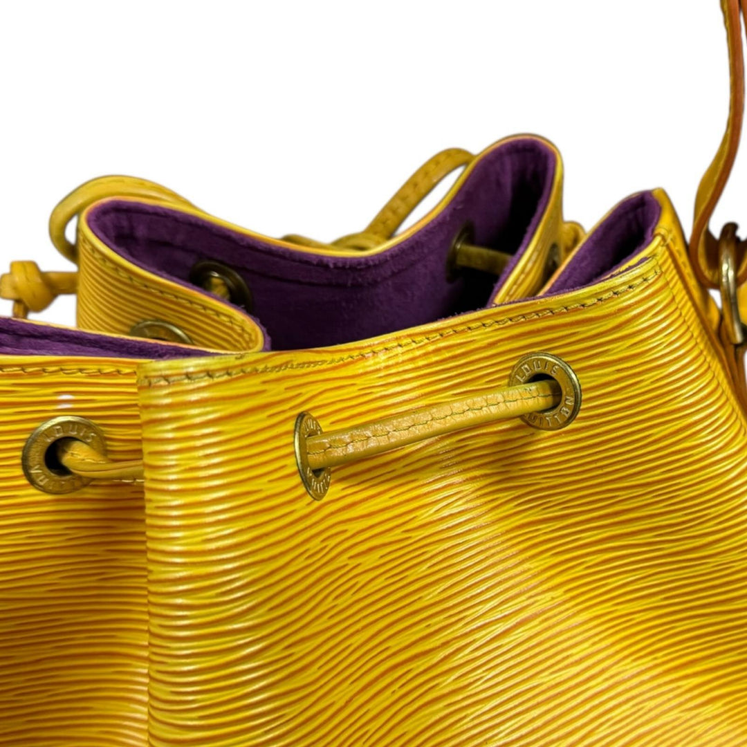 LOUIS VUITTON ルイヴィトン プチノエ エピ ショルダーバッグ