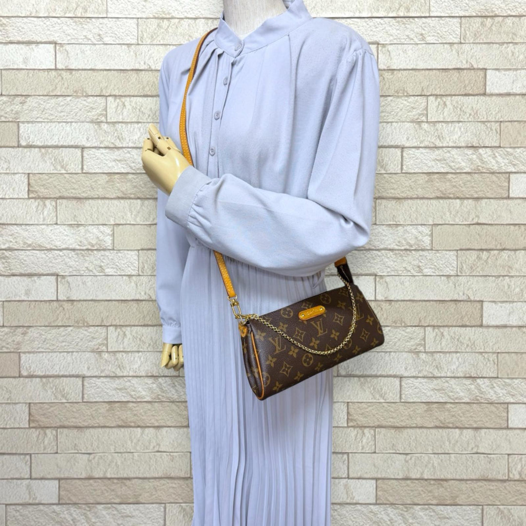 LOUIS VUITTON ルイヴィトン エヴァ モノグラム ショルダーバッグ