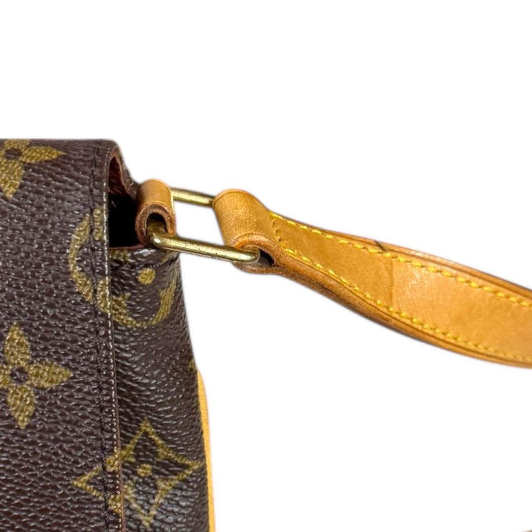LOUIS VUITTON ルイヴィトン ミュゼットタンゴ ショート モノグラム